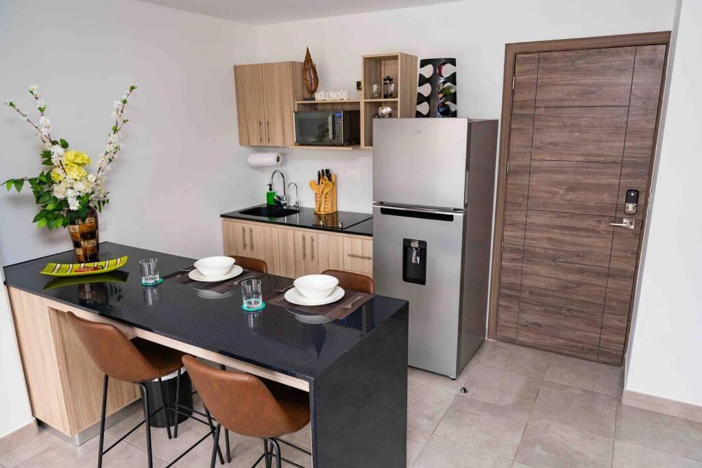 Lovely 1 Bedroom Unit With Free Parking Modra Zone 4 Guatemala-Stad Buitenkant foto