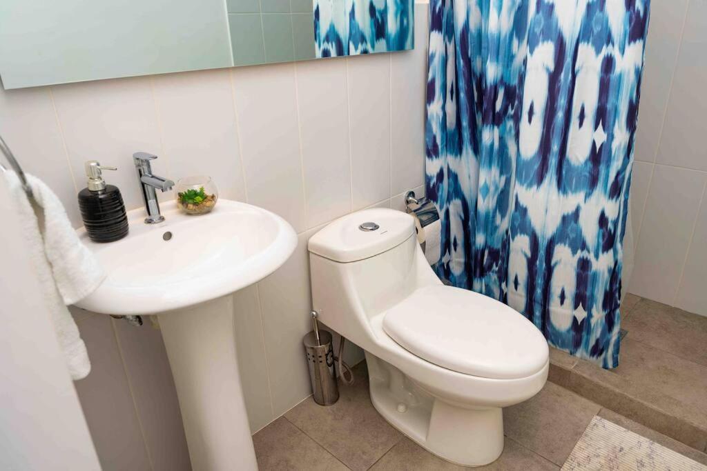 Lovely 1 Bedroom Unit With Free Parking Modra Zone 4 Guatemala-Stad Buitenkant foto